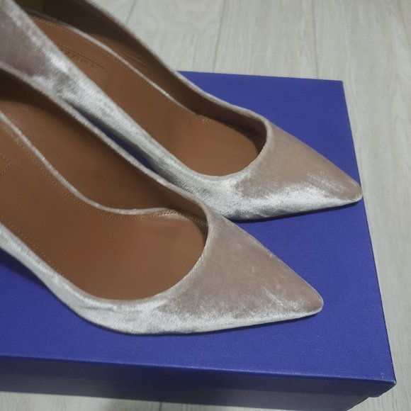 ❌SOLD❌ Aquazzura Simply Irresistible Velvet Pumps - Picture 3 of 6
